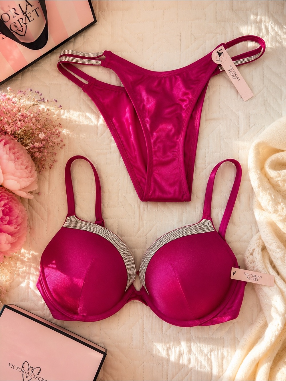 Victoria's Secret Pink Pushup 34D Medium Bikini Bottom Set with Rhinestone Trim